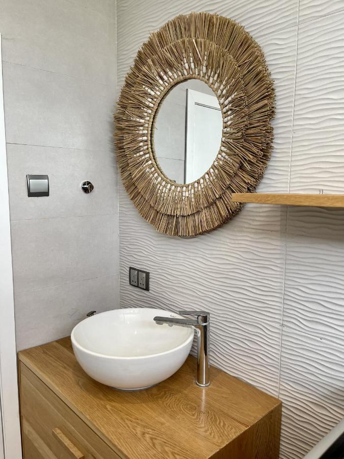 Studio H Grandbay Sea-View Екстериор снимка